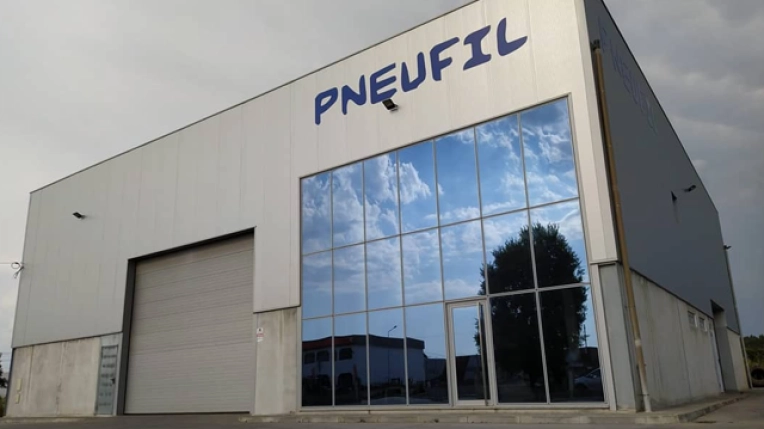 Commercial Project, Project Management, Retail, New Build, Commercial Buildings, Warehouses, Renovation, Traditional