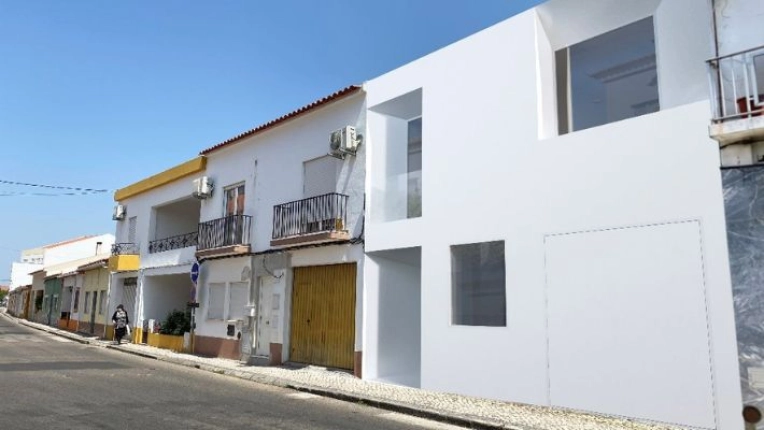 Restoration, Single-Family Homes, Passive House / Eco-friendly, Renovation, Minimalist