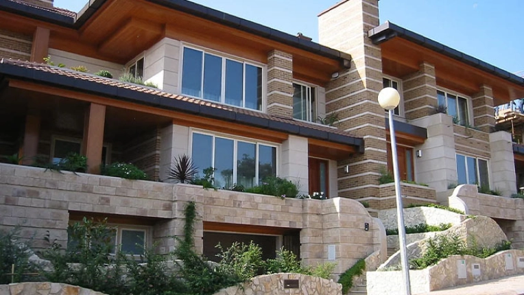 Conversion, Building Upgrades, Roof Extension, Single-Family Homes, Farmhouse, Exterior, New Build, Renovation, Contemporary